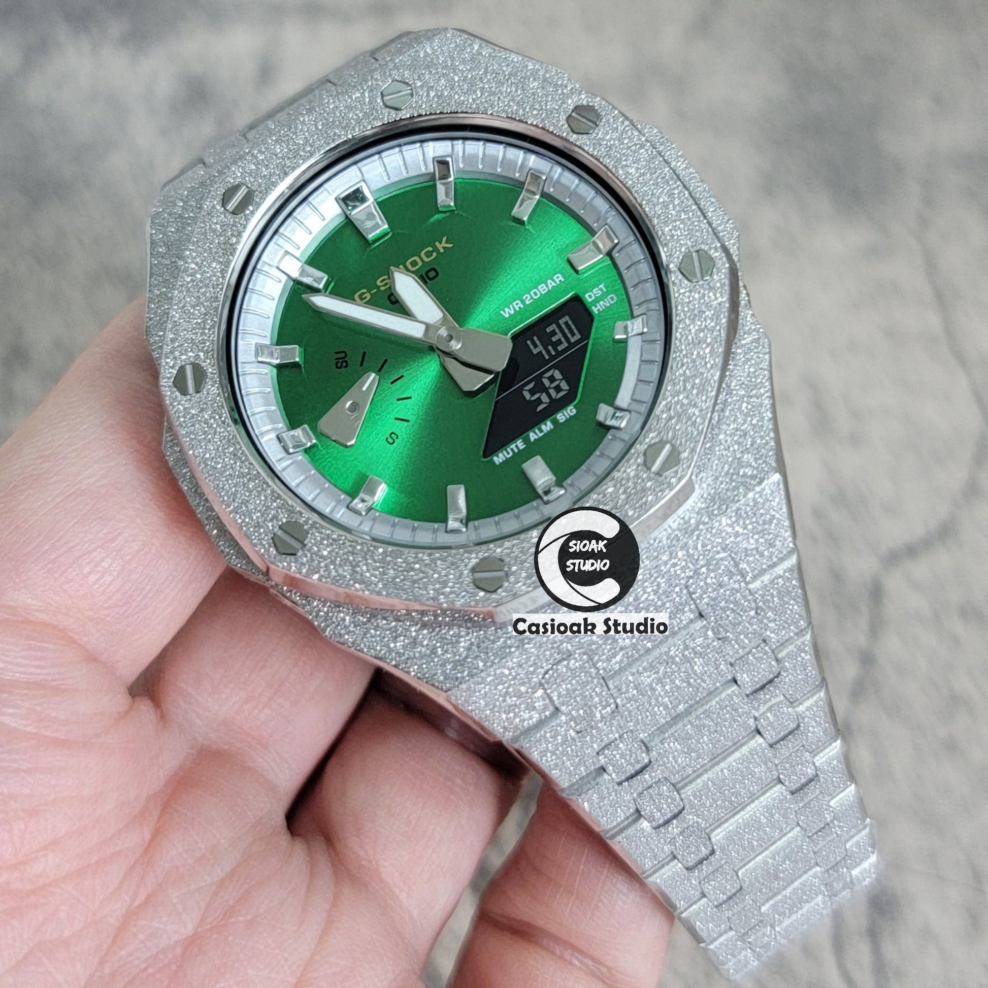 Casioak Mod Watch Frosted Silver Case Metal Strap Silver Time Mark Green Dial 44mm- Casioak Mod Casio G-Shock Royal Oak Custom Mens Luxury Watches Ga2100