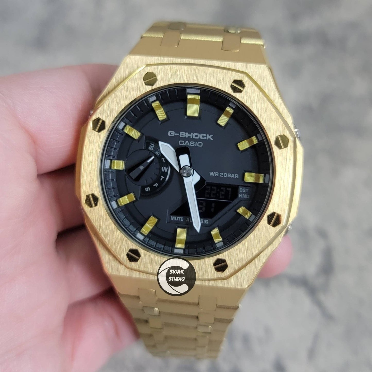 Casioak Mod Watch Gold Case Metal Strap Black Gold Verrtical Stripe Time Mark Black Dial 44mm- Casioak Mod Casio G-Shock Royal Oak Custom Mens Luxury Watches Ga2100