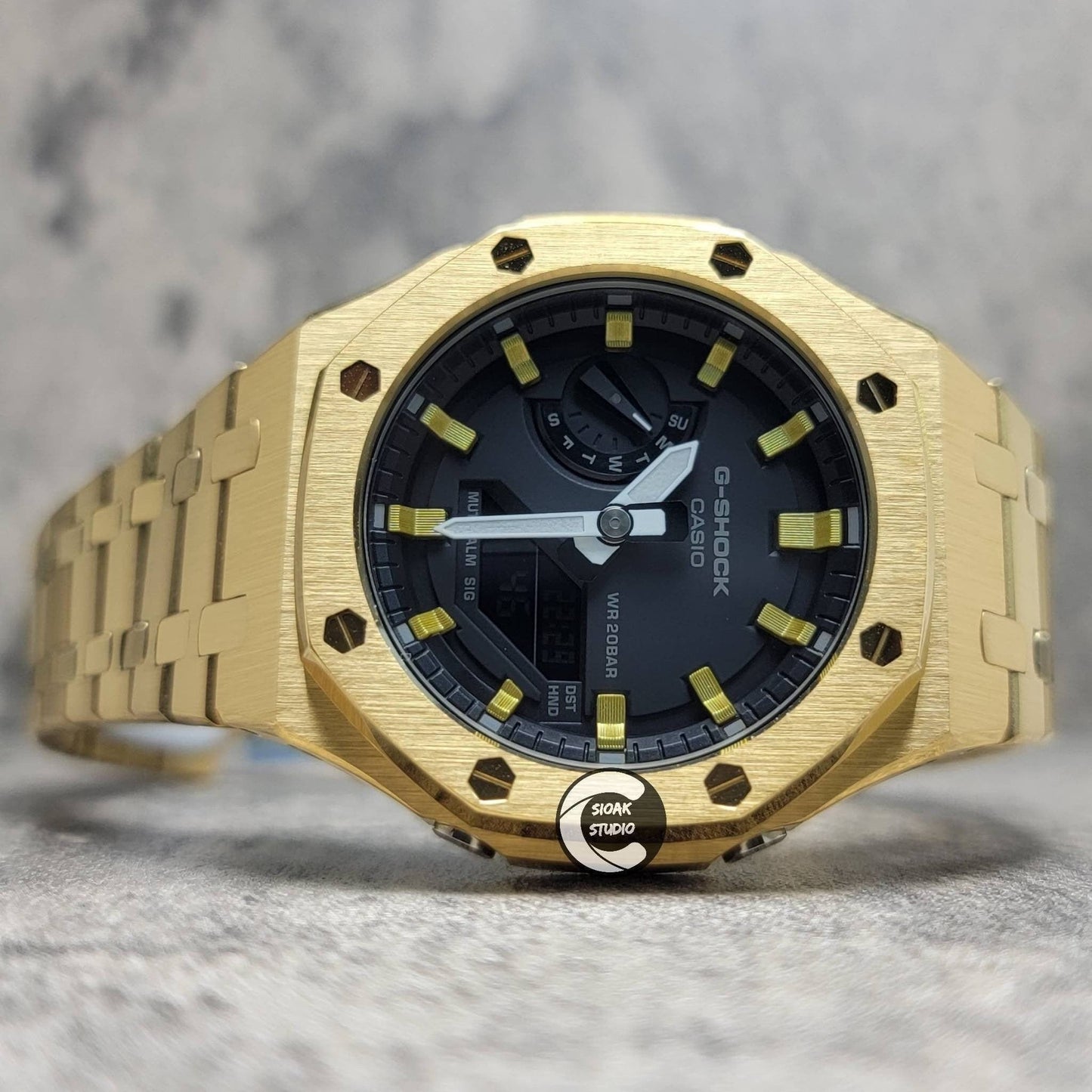 Casioak Mod Watch Gold Case Metal Strap Black Gold Verrtical Stripe Time Mark Black Dial 44mm- Casioak Mod Casio G-Shock Royal Oak Custom Mens Luxury Watches Ga2100