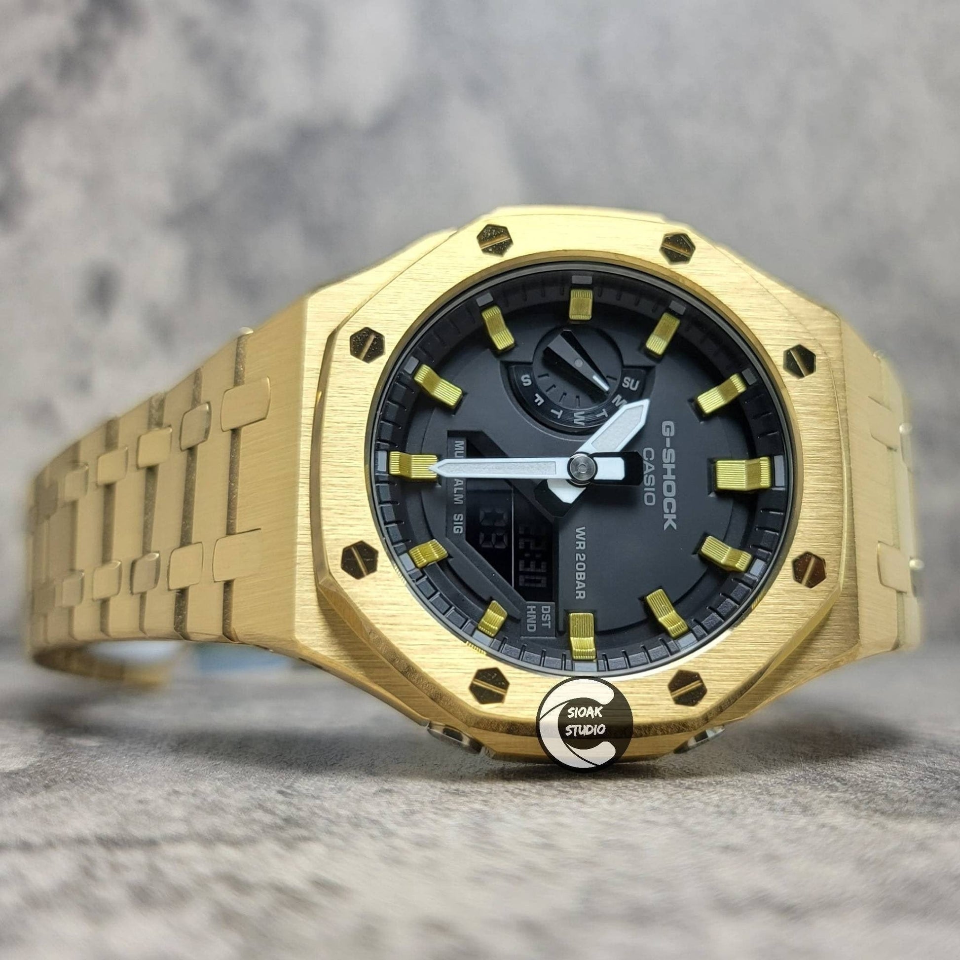 Casioak Mod Watch Gold Case Metal Strap Black Gold Verrtical Stripe Time Mark Black Dial 44mm- Casioak Mod Casio G-Shock Royal Oak Custom Mens Luxury Watches Ga2100