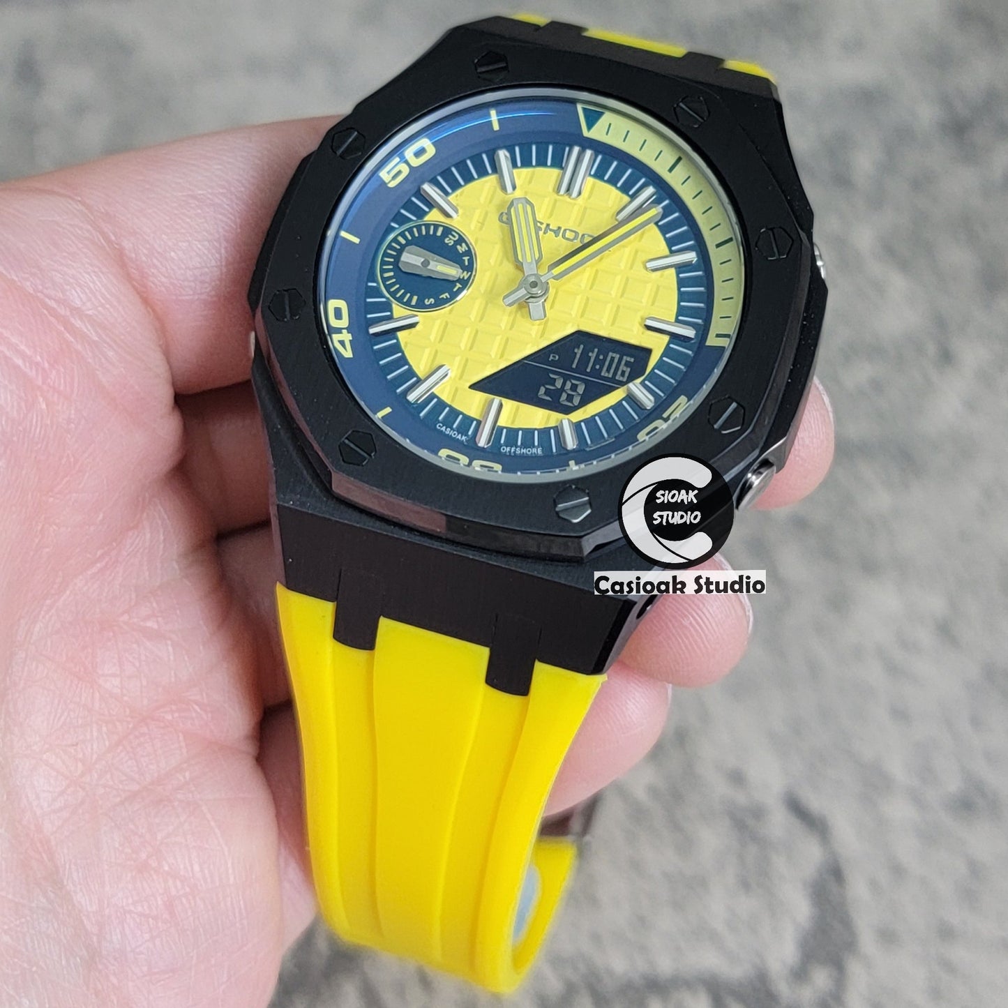 Casioak Mod Watch New Black Case Yellow Rubber Strap Blue Yellow Time Mark Yellow Waffle Dial 44mm Sapphire Glass- Casioak Mod Casio G-Shock Royal Oak Custom Mens Luxury Watches Ga2100