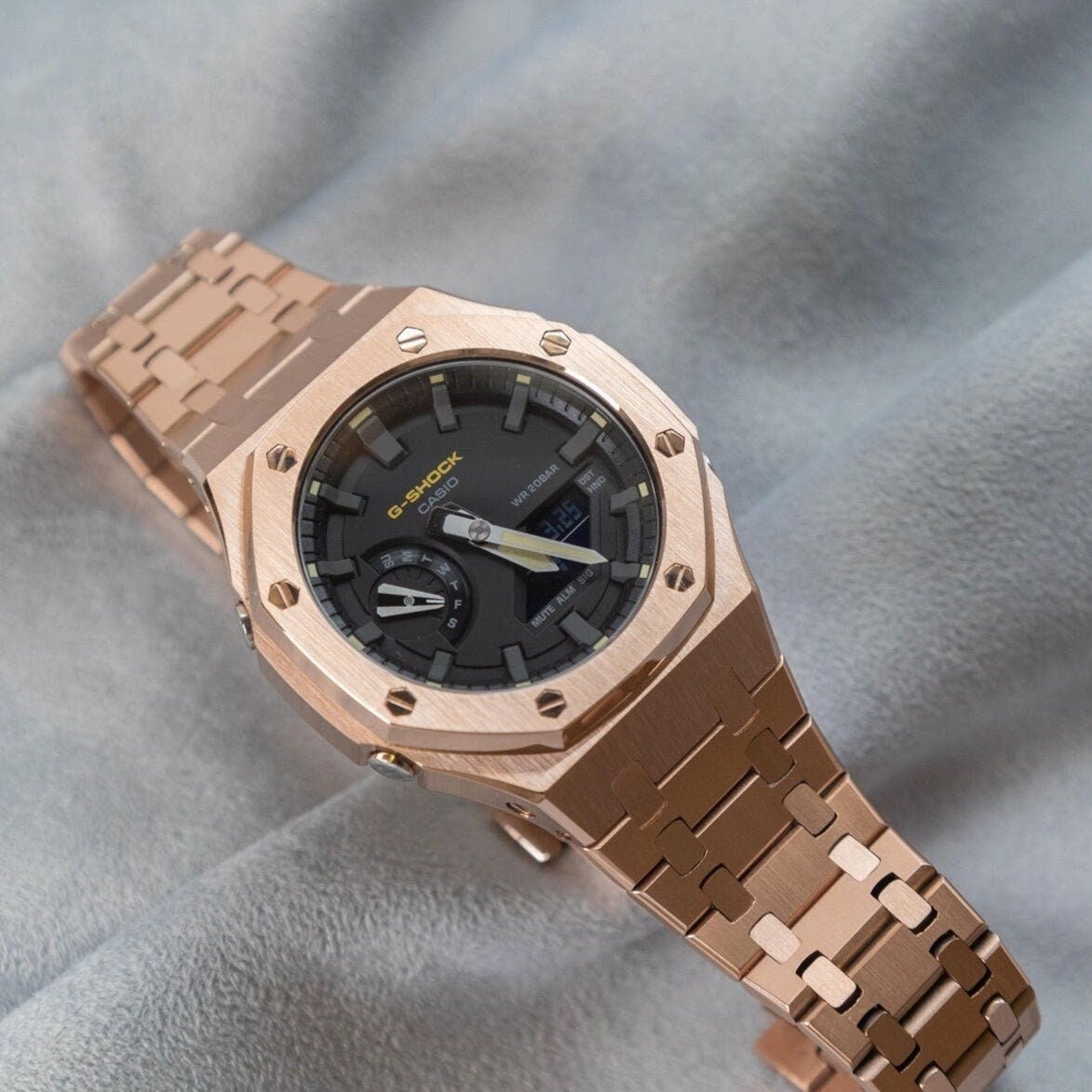 Casioak Mod Watch Rose Gold Case Metal Strap Black Gray Time Mark Black Dial 44mm Yellow Hnads- Casioak Mod Casio G-Shock Royal Oak Custom Mens Luxury Watches Ga2100