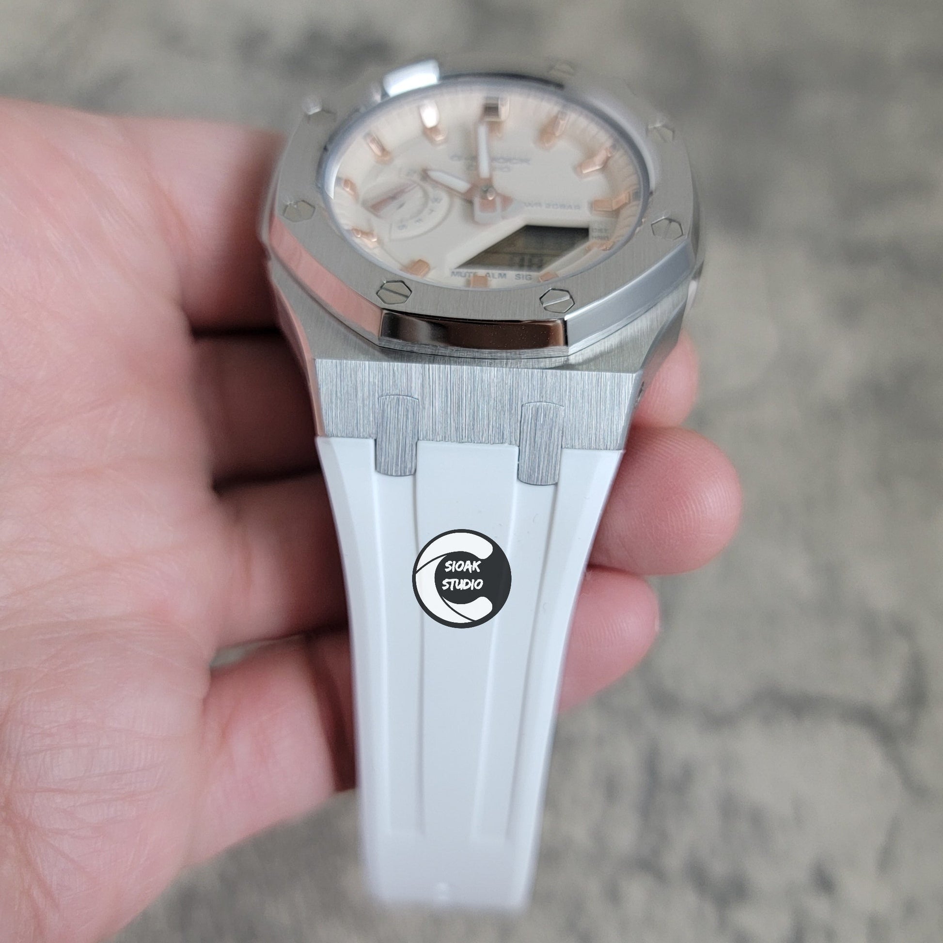 Casioak Mod Watch Silver Case White Rubber Strap Beige Rose Gold Time Mark Beige Dial 42mm Custom G-SHOCK Watch- Casioak Mod Casio G-Shock Royal Oak Custom Mens Luxury Watches Ga2100